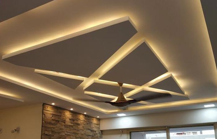 طرح کناف پذیرایی برای زیبایی سالن نشیمن 29 طرح کناف پذیرایی - رشهای مثلثی در طرح سقف کاذب مربعی