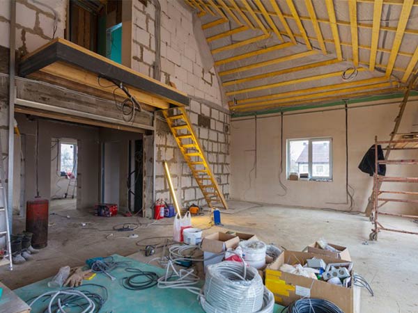 دکوراسیون مغلزه -بازسازی دیوارهای مغازه