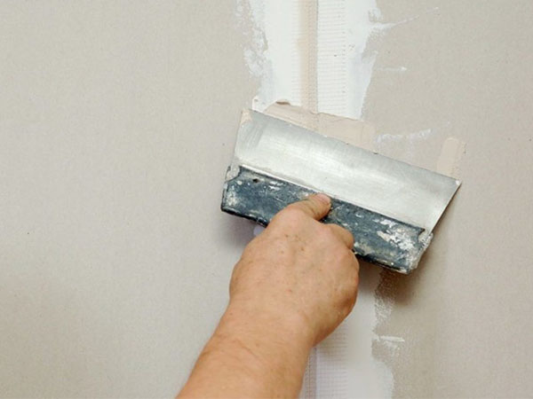 ترمیم کناف آسیب دیده - روش تعمیر سوراخ‌های کوچک دیوار کاذب