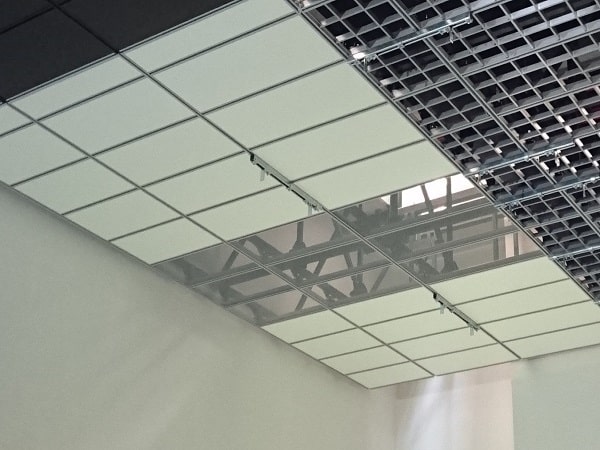 آشنایی با سقف کاذب فلزی و مزایای آن 13 سقف کاذب فلزی - معایب سقف کاذب فلزی